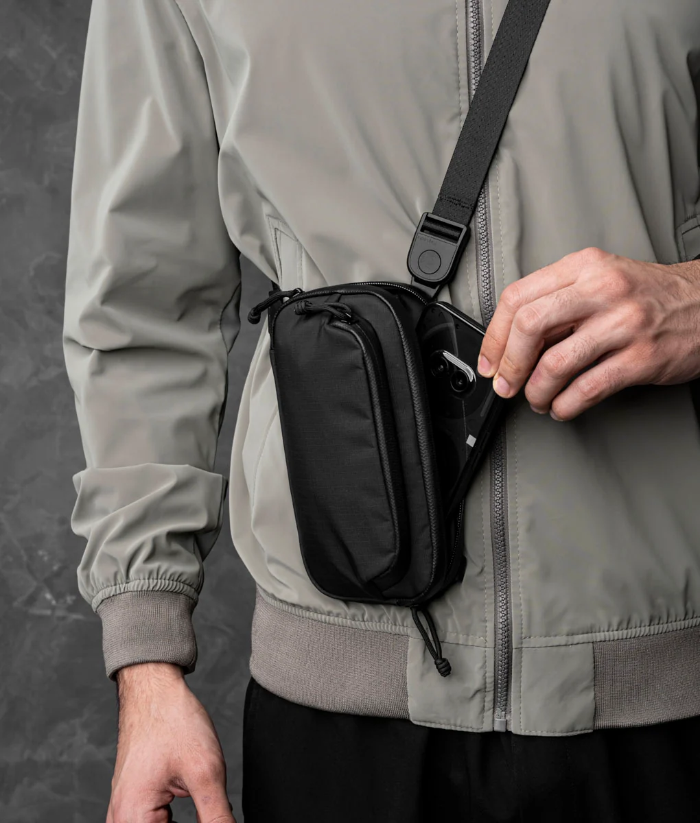 Bravo Passport Pouch - Image 6
