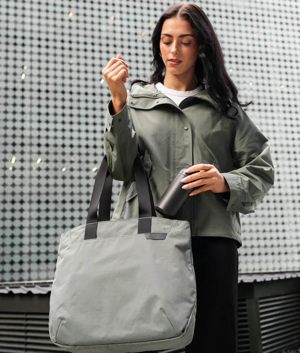 Elements Tote (M) - Image 41