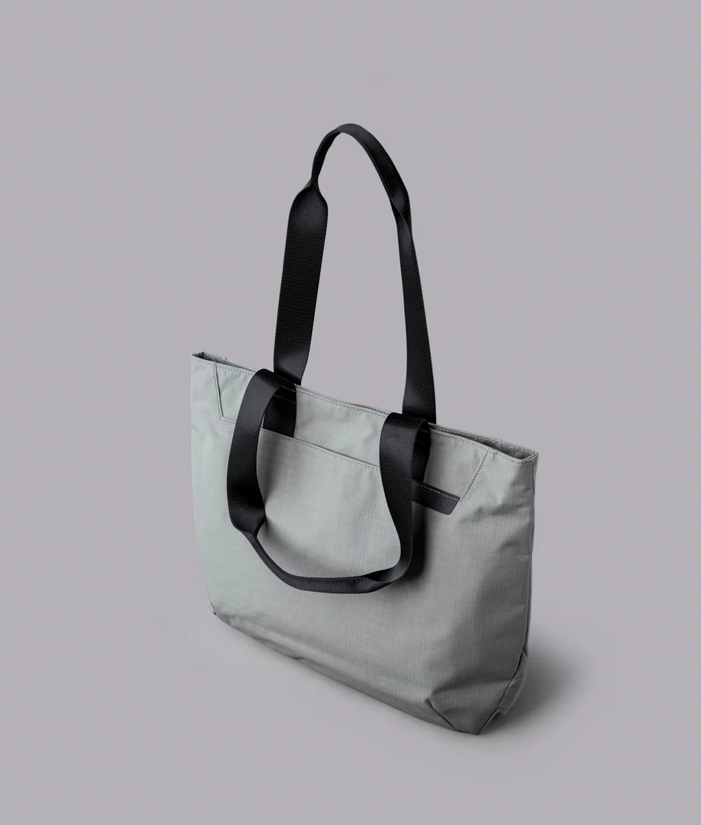 Elements Tote (M) - Image 43