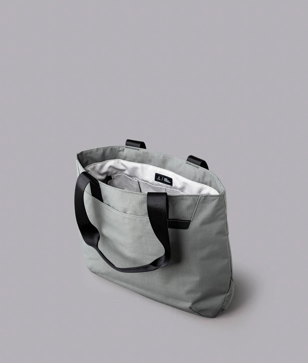Elements Tote (M) - Image 44