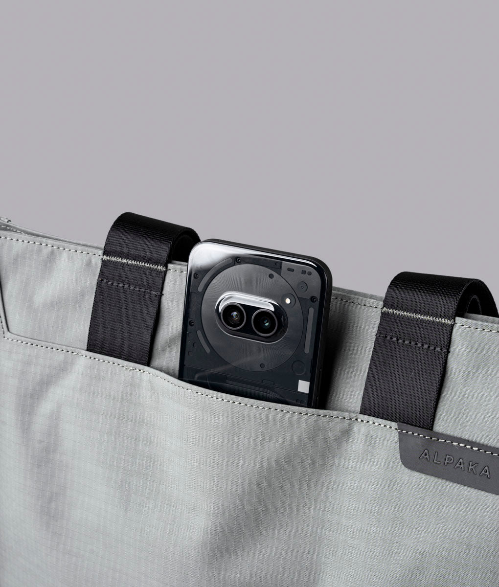 Elements Tote (M) - Image 47