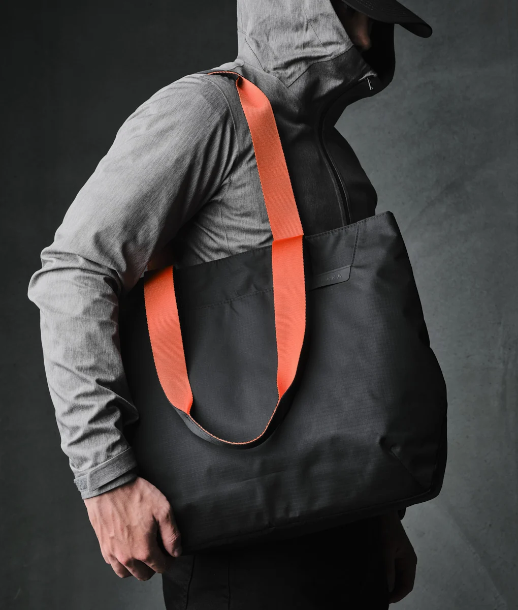 Elements Tote (M) - Image 50