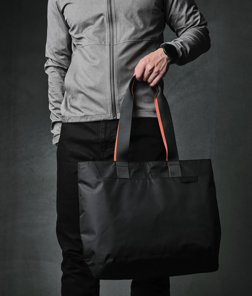 Elements Tote (M) - Image 51