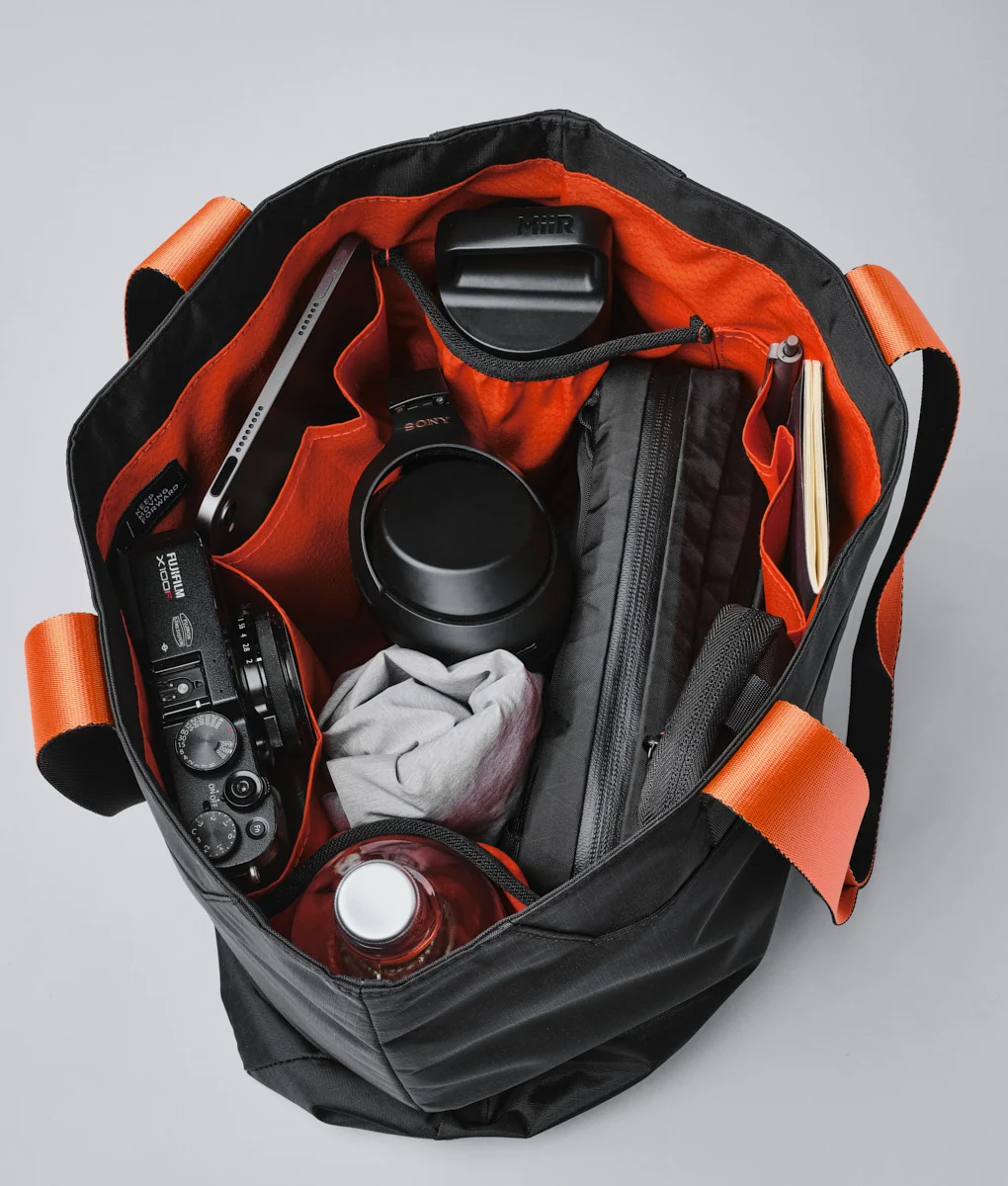 Elements Tote (M) - Image 54