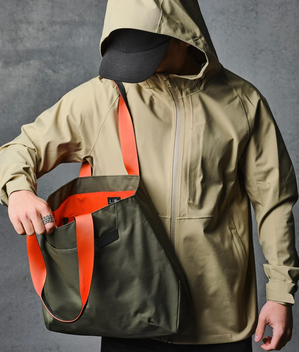 Elements Tote (M) - Image 59