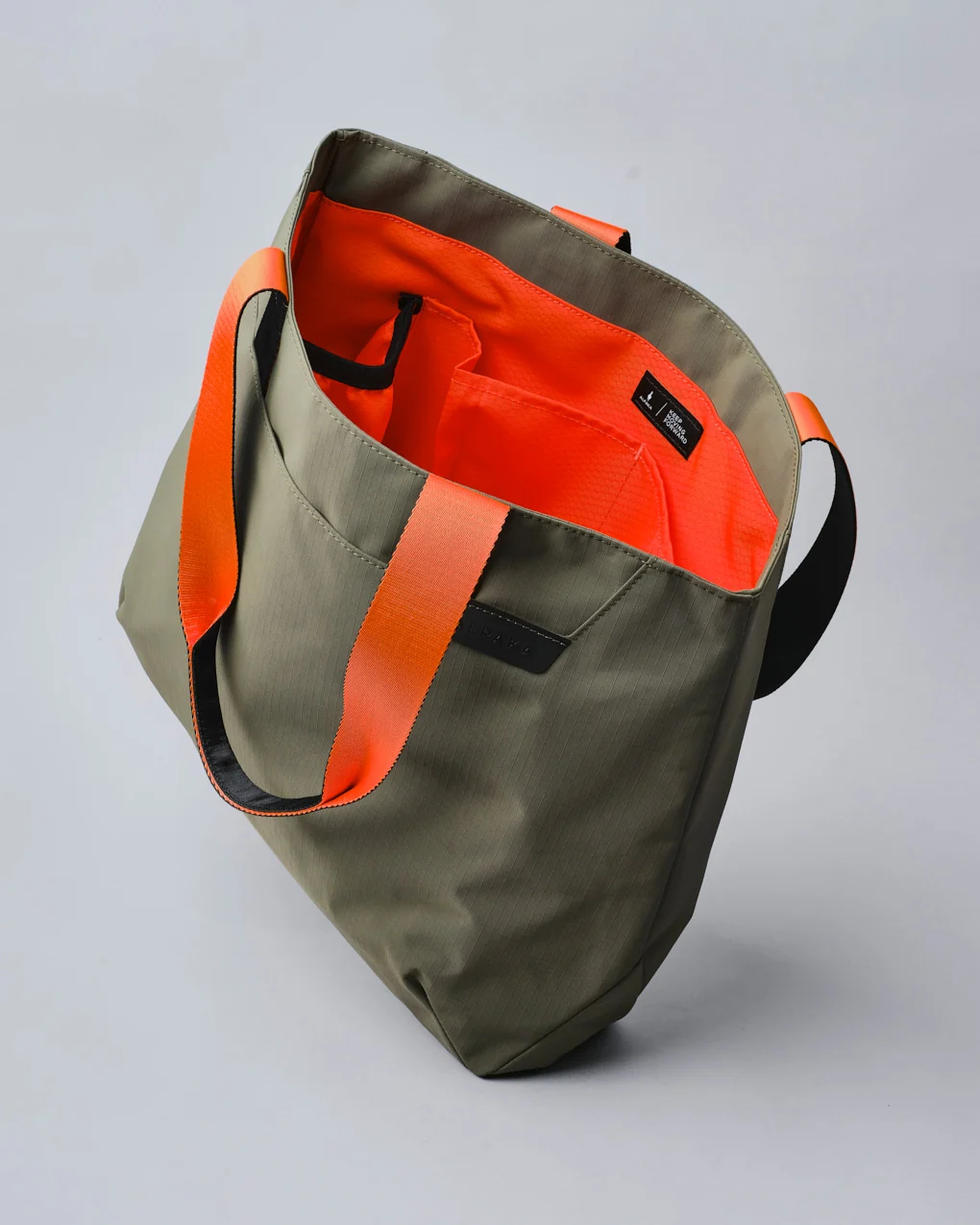 Elements Tote (M) - Image 62