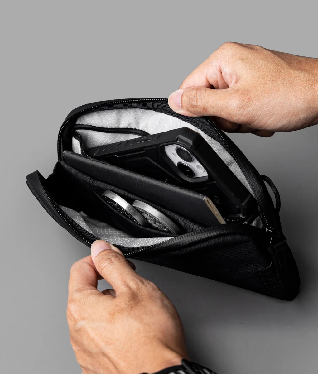 Flight Pouch - Image 9
