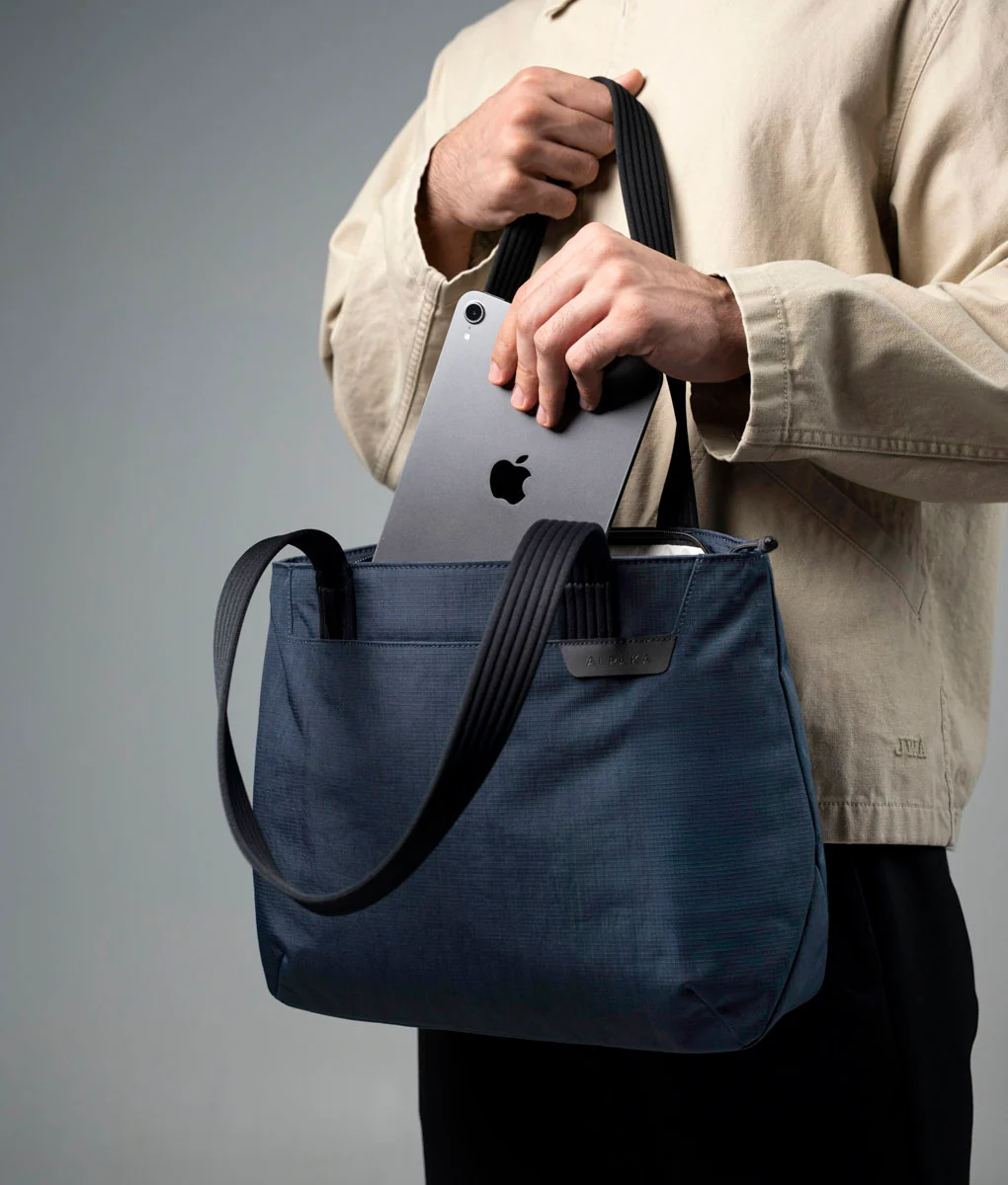 Flight Tote (S) - Image 46