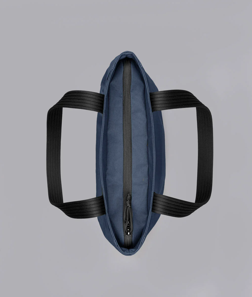 Flight Tote (S) - Image 51