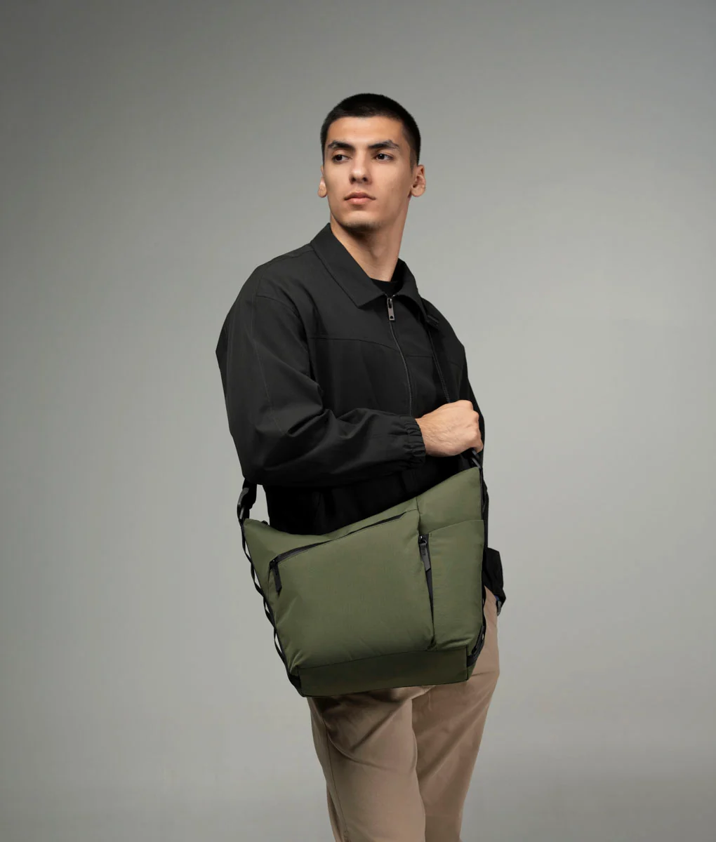 Flow Satchel (10L) - Image 23