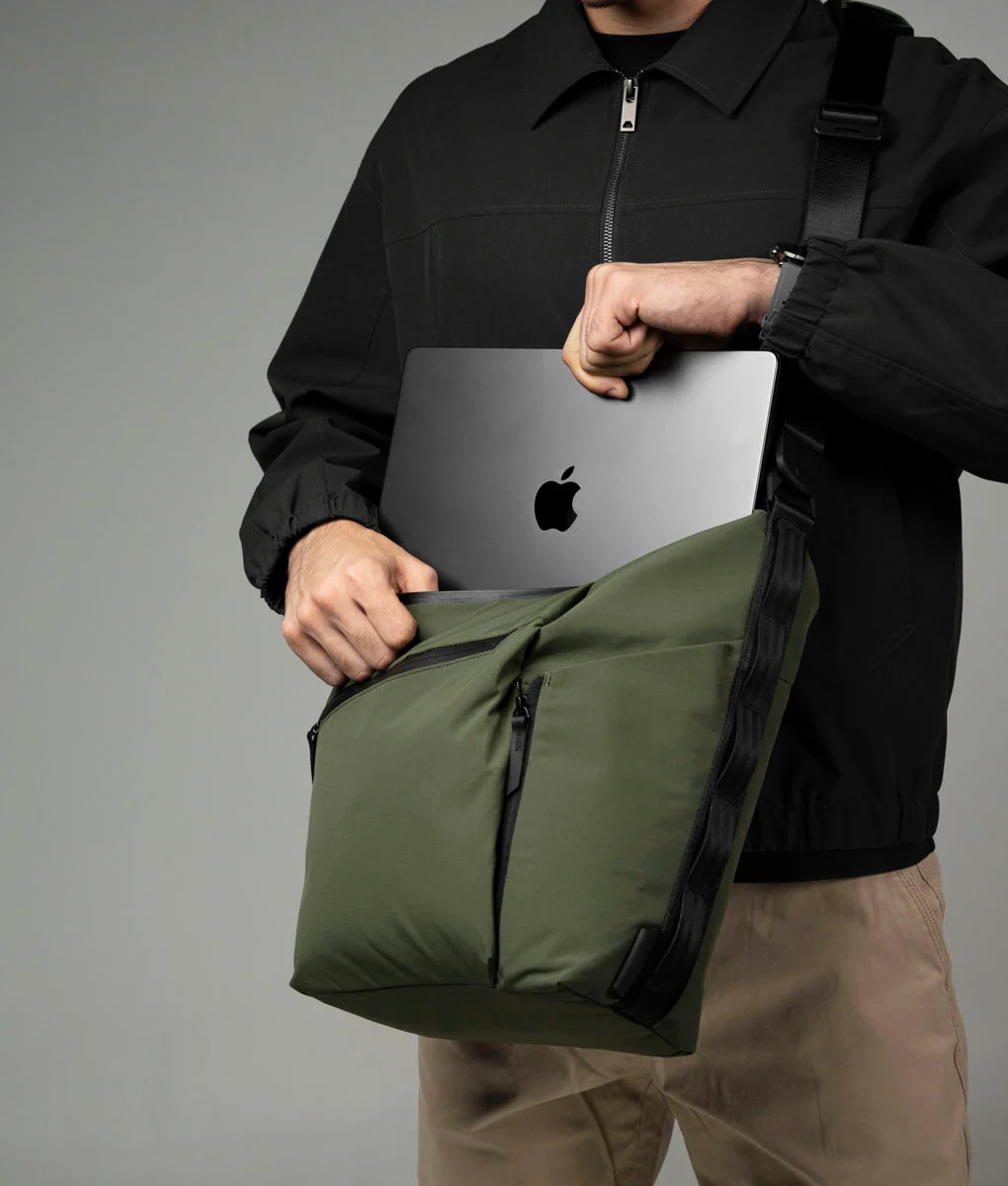 Flow Satchel (10L) - Image 25