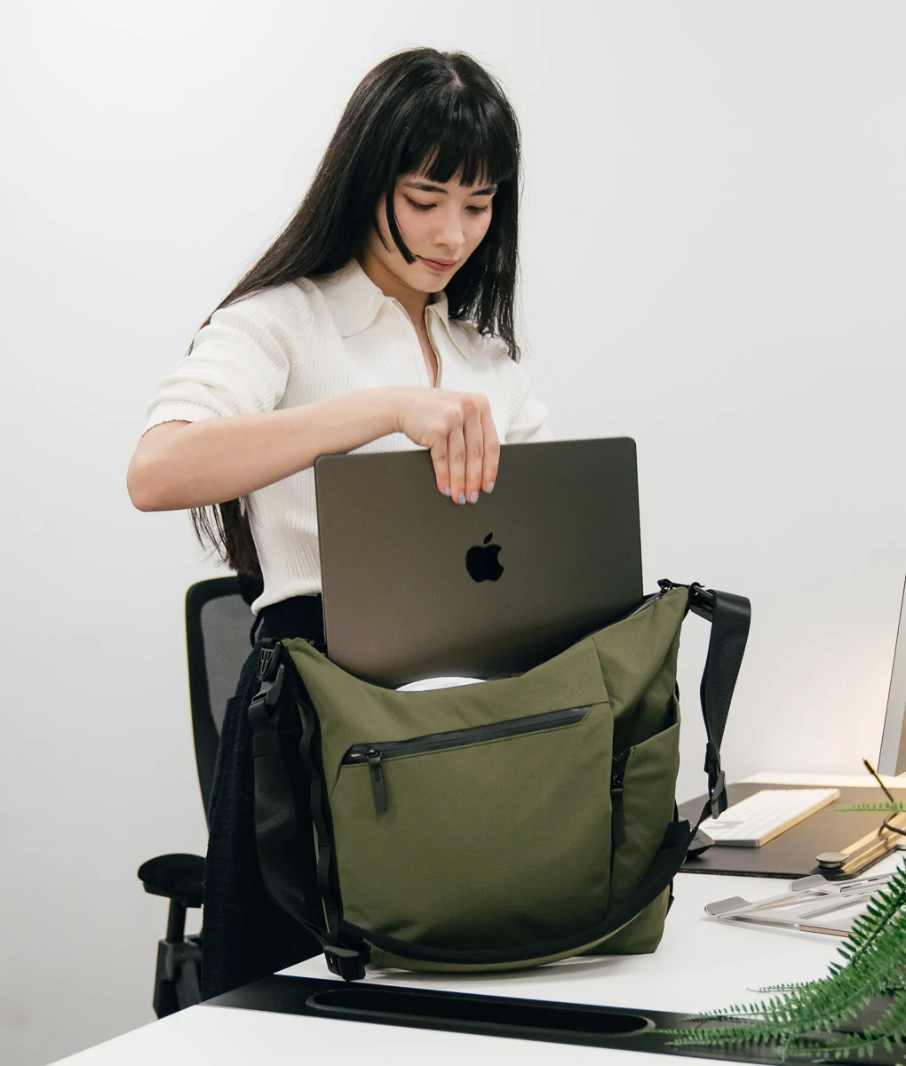 Flow Satchel (10L) - Image 40