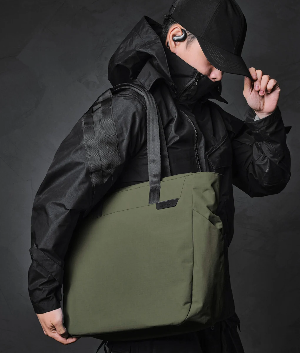 Metro Tote - Image 17