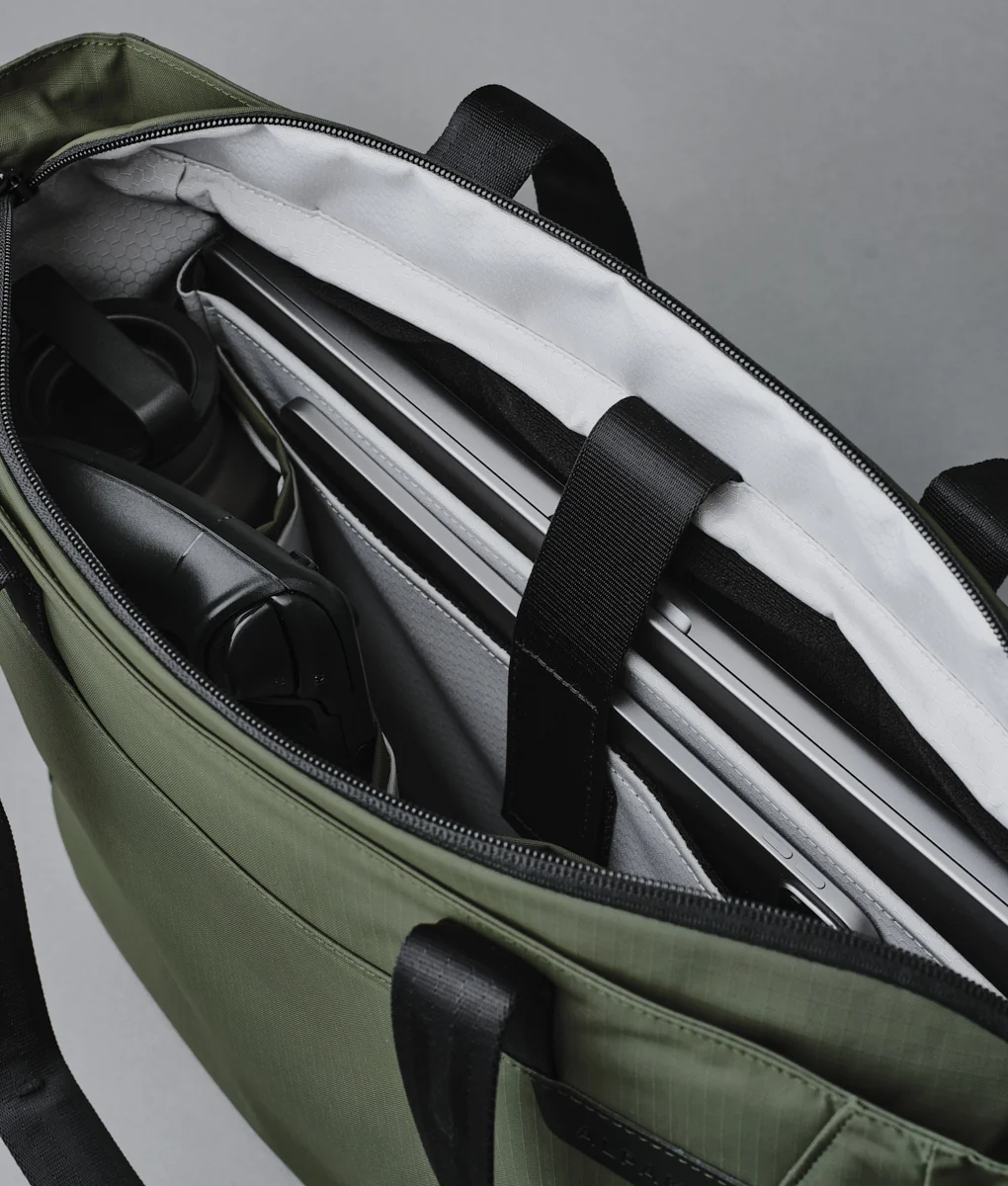 Metro Tote - Image 25