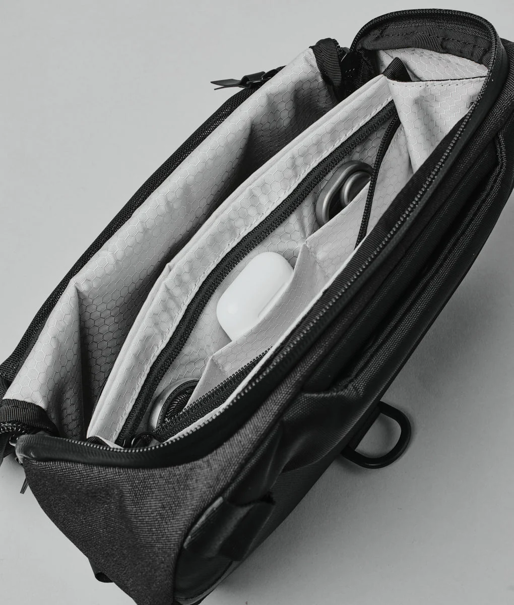 Vertex Pouch - Image 31