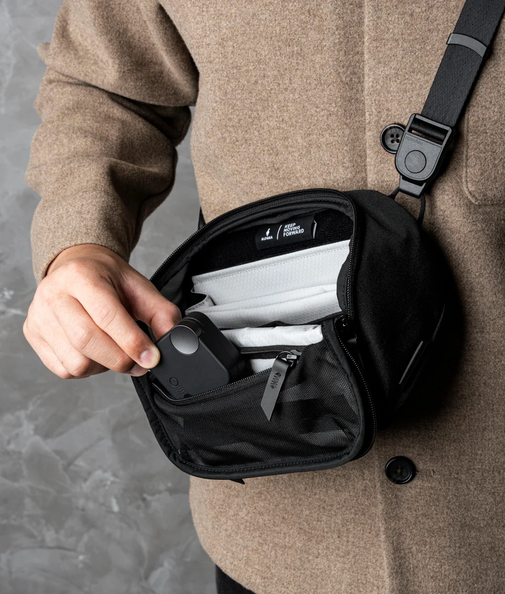Vertex Pouch Mini (2L) - Image 23