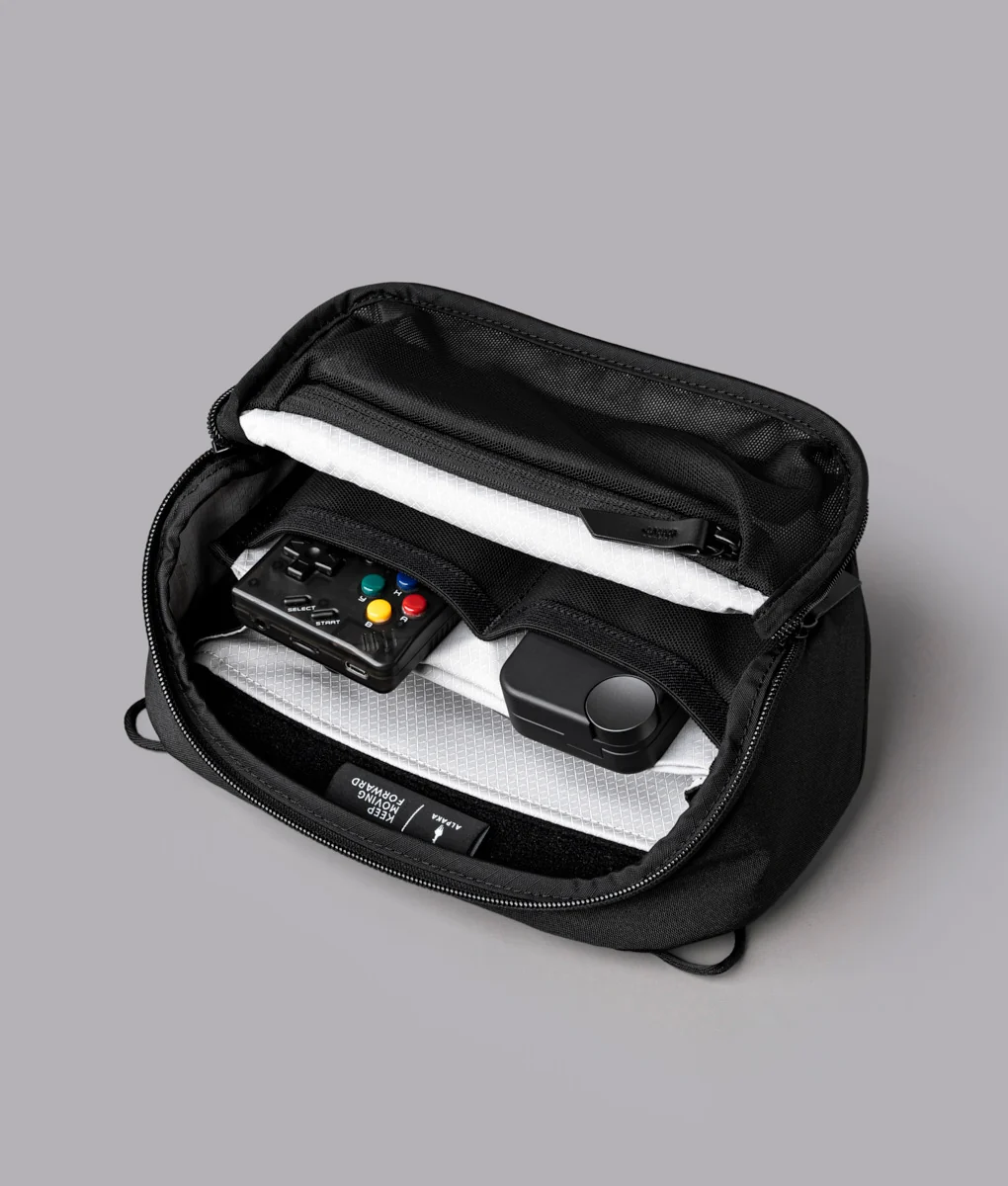 Vertex Pouch Mini (2L) - Image 30
