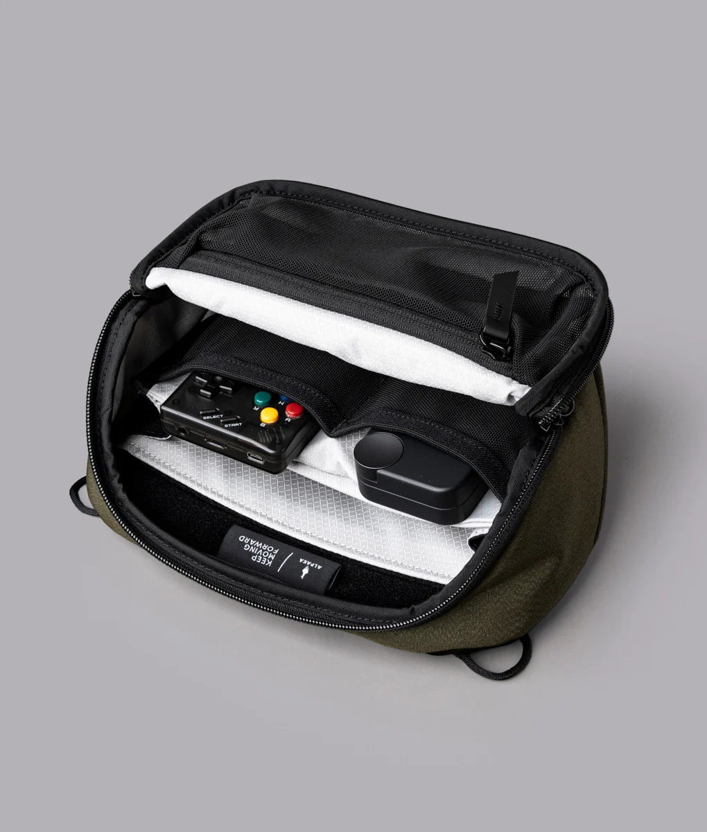Vertex Pouch Mini (2L) - Image 44