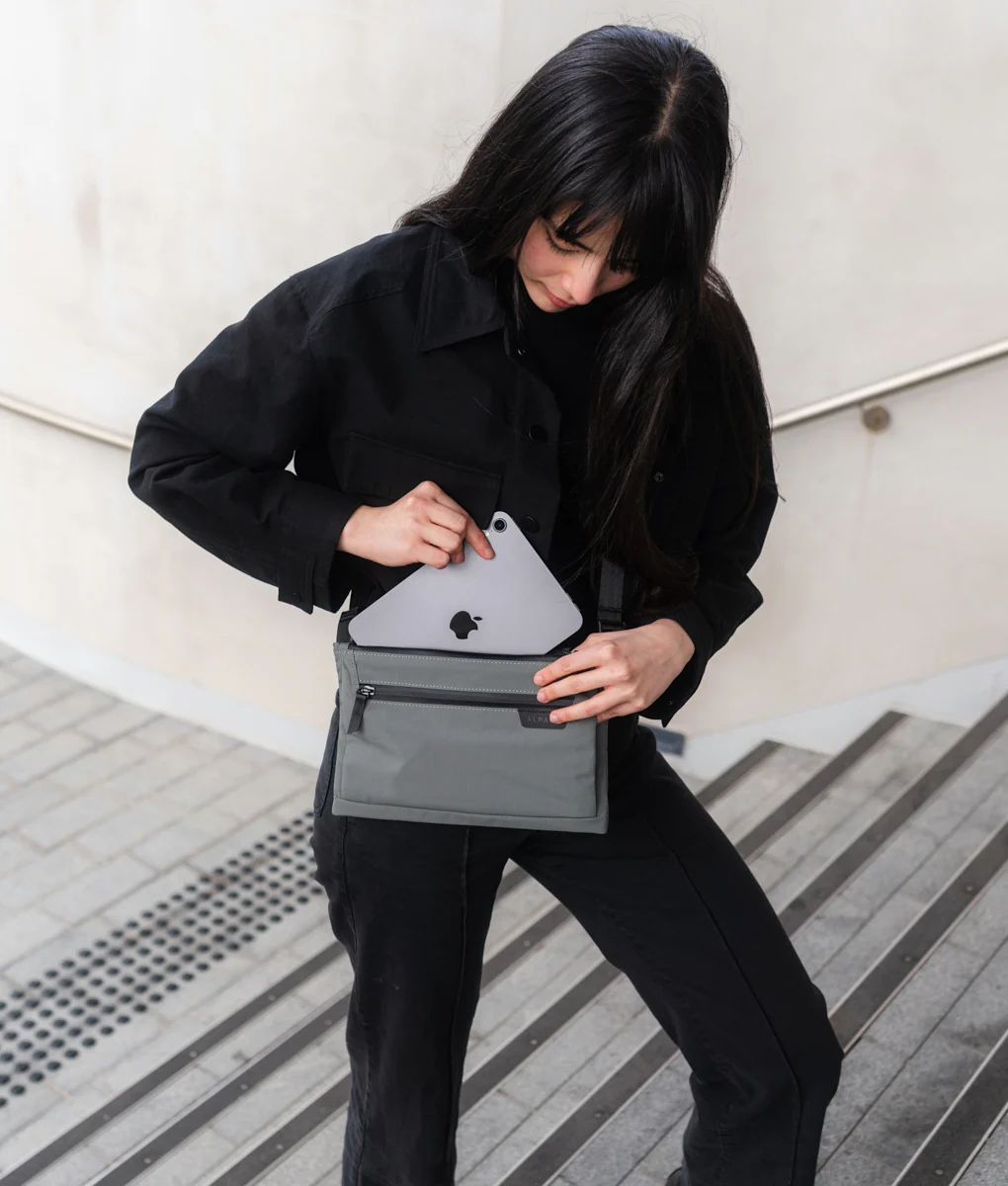 Zip Pouch Max V2 - Image 26