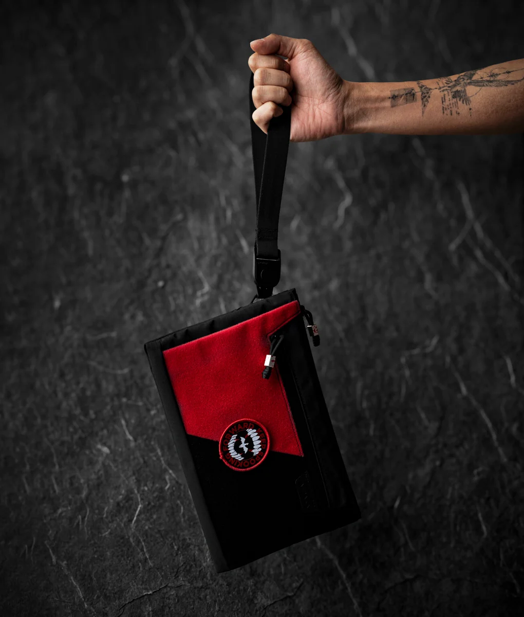 Zip Pouch Max V2 – Vampire Edition - Image 9